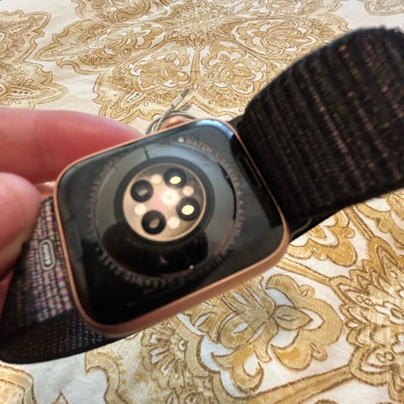 Apple Watch 6 series. 44mm - Picture 7 of 8